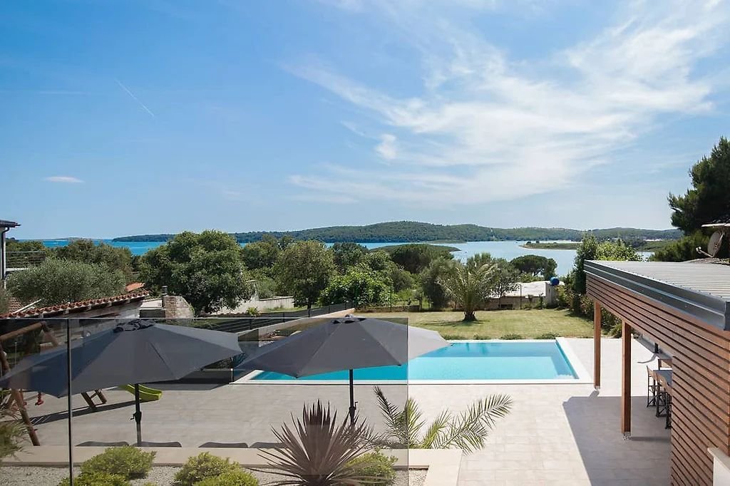 Villa in Pomer, Istria County, Croatia 4 - 15632104