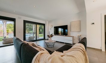 Villa in Marbella, Andalusia, Spain 3