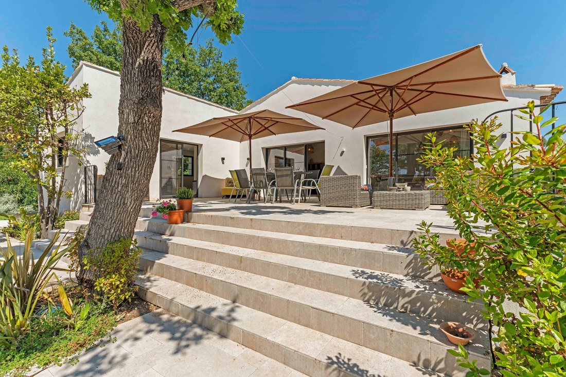 Maison à Grimaud, Provence-Alpes-Côte d'Azur, France 2 - 15639011