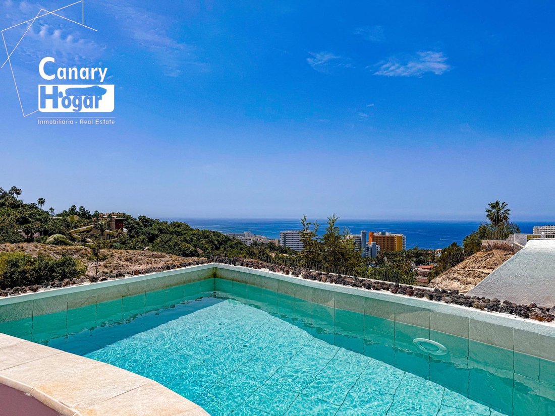 Villa in Costa Adeje, Adeje, Canary Islands 1 - 15639435