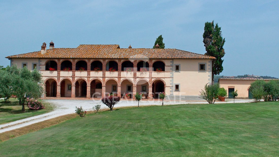 Villa in Sinalunga, Tuscany, Italy 4 - 15639037