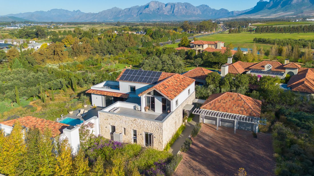 House in Paarl, Groenvlei, Western Cape 1 - 15636808
