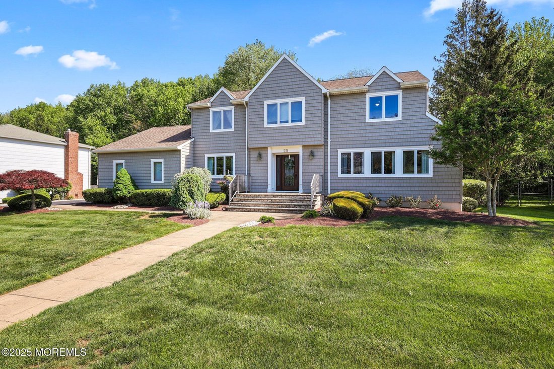 House in Marlboro Township, New Jersey, United States 4 - 15636790