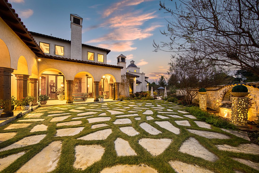 House in San Antonio, Texas, United States 2 - 15639968