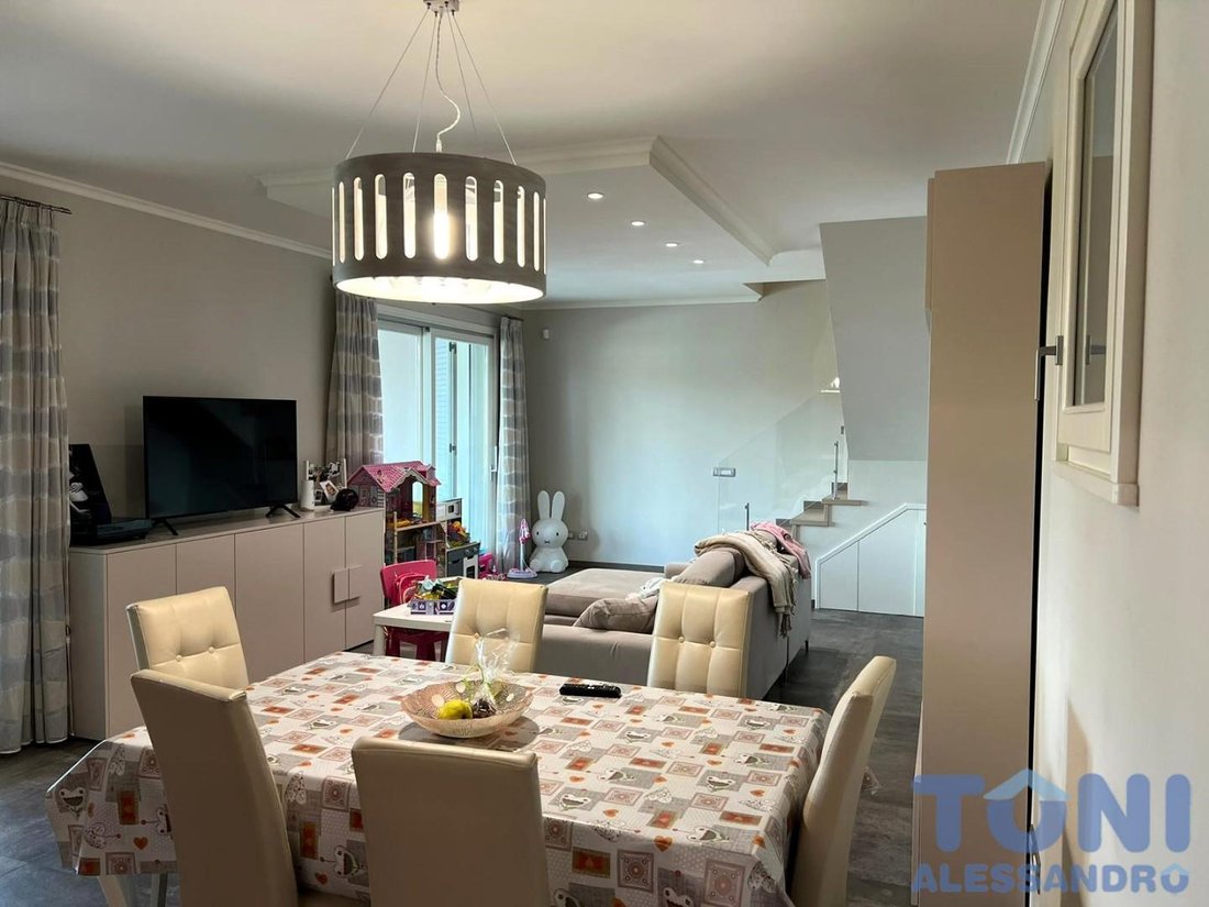 Penthouse in Ponzano-Carraia, Empoli, Tuscany 3 - 15639218