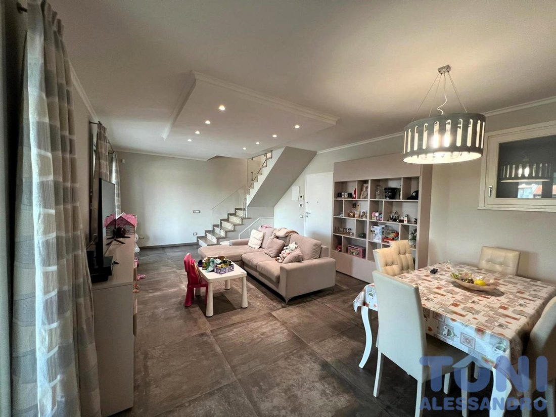 Penthouse in Ponzano-Carraia, Empoli, Tuscany 2 - 15639218