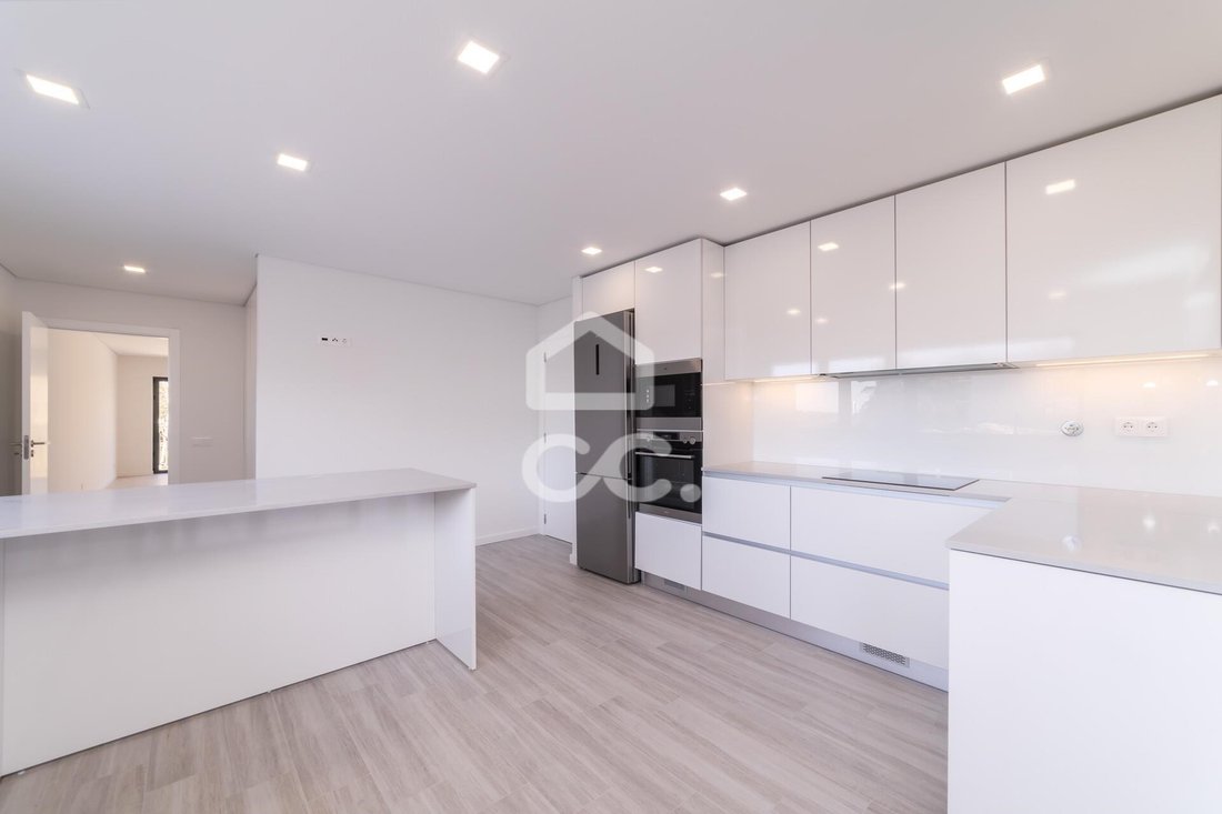 Townhouse in Tavarede, Coimbra District, Portugal 5 - 15630656