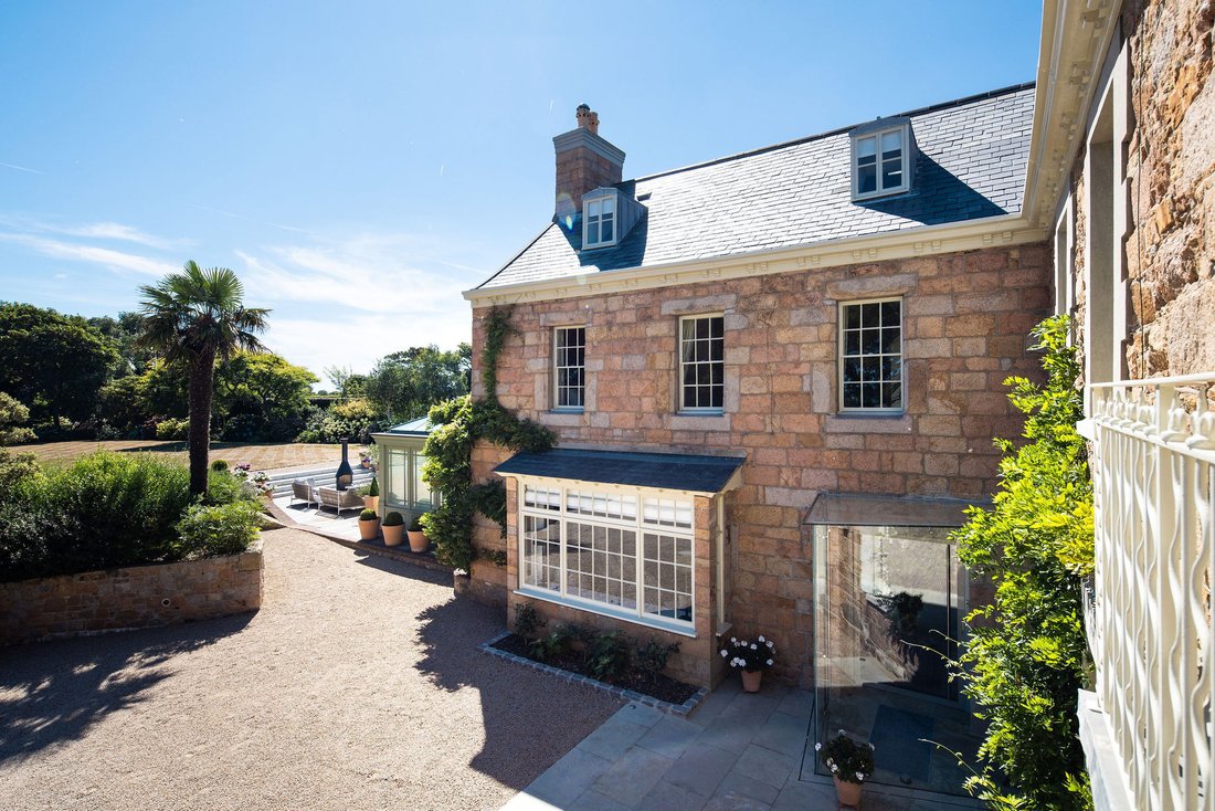 Villa in Jersey, Jersey 4 - 15642048