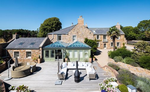 Villa in Jersey, Jersey 1