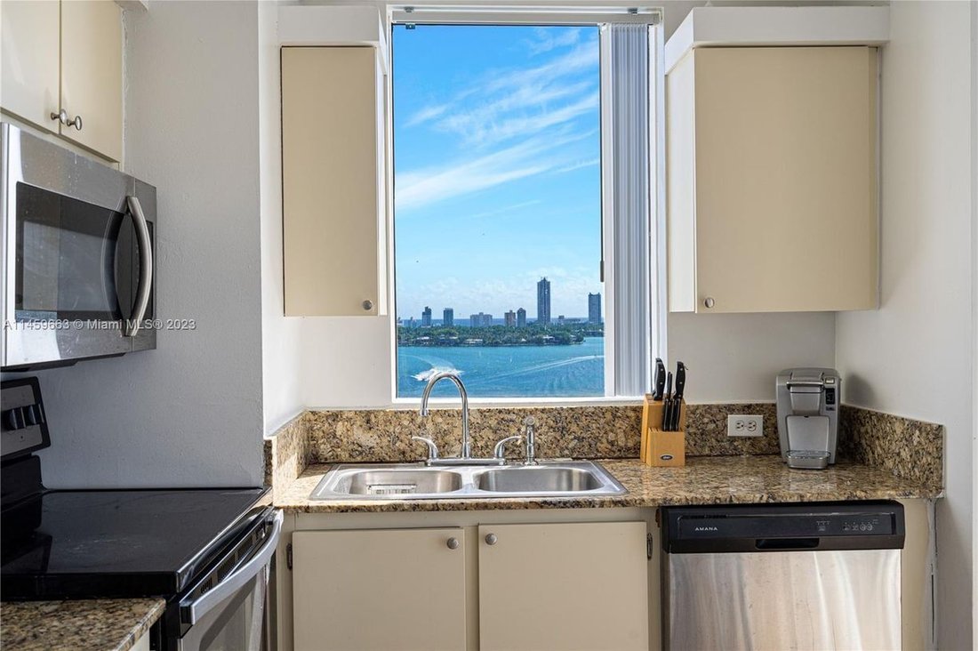 Condo in Miami Beach, Florida, United States 5 - 13348106