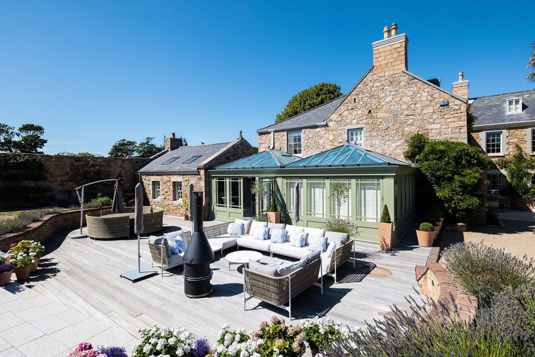 Villa in Jersey, Jersey 5 - 15642048