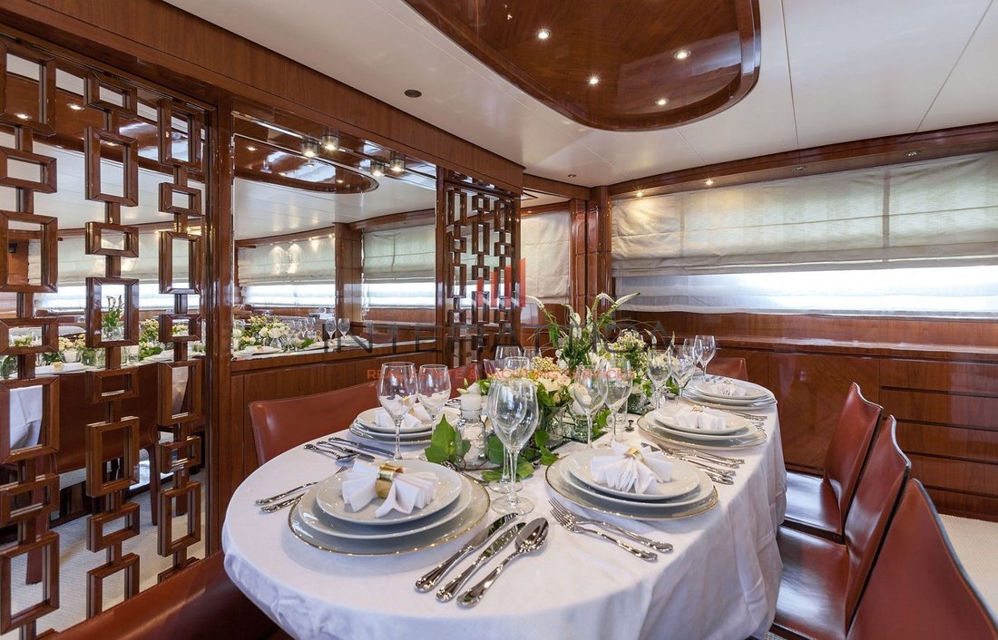 Motor Yacht in Athens, Greece 3 - 15626778