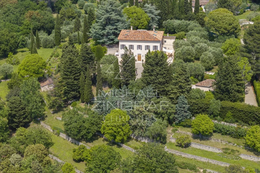 Villa in Grasse, Provence-Alpes-Côte d'Azur, France 5 - 14072934
