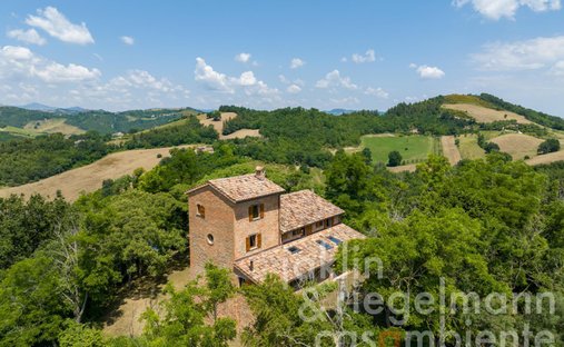 House in Historic Center, Urbino, Marche 1