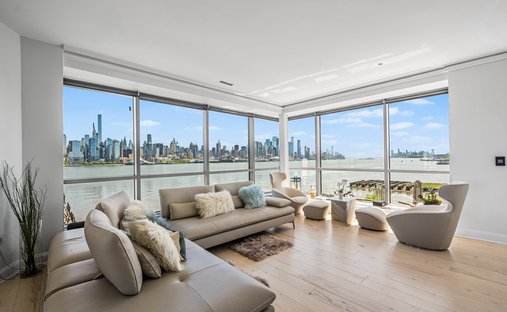 Apartment in Guttenberg, New Jersey, United States 1