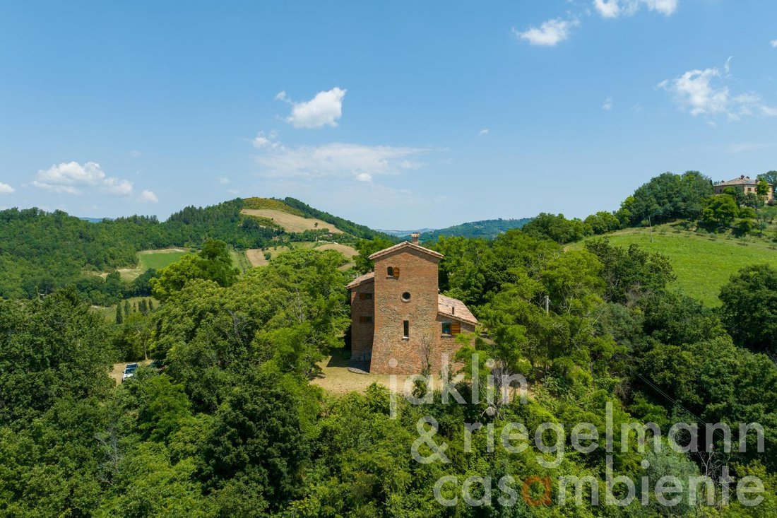 House in Historic Center, Urbino, Marche 4 - 15642370