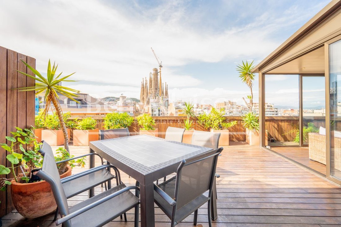 View of Barcelona Penthouse In Eixample, Barcelona, Spain For Sale (15642148)