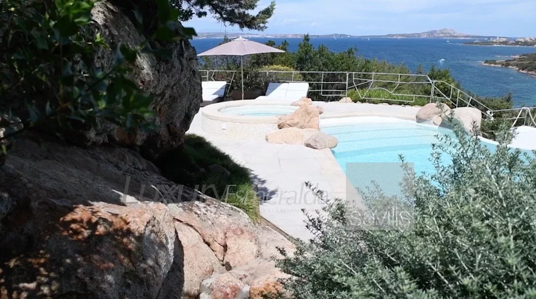 Villa in Arzachena, Sardinia, Italy 4 - 15642416