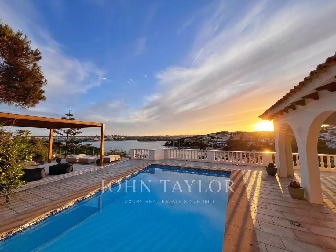 Chalet in Maó / Mahón, Balearic Islands, Spain 1 - 15642366