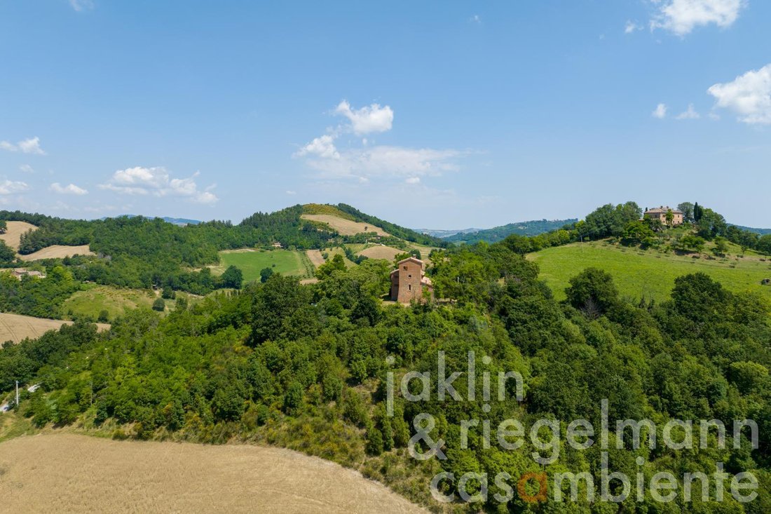 House in Historic Center, Urbino, Marche 3 - 15642370