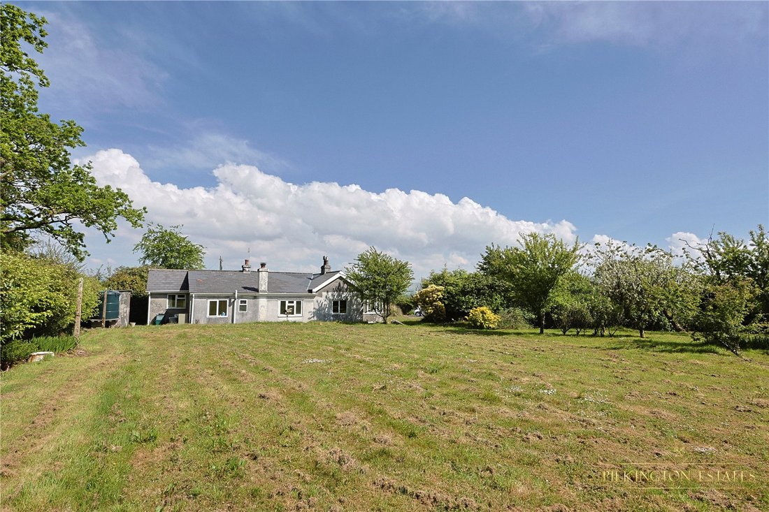 House in Devon, England 4 - 15642441