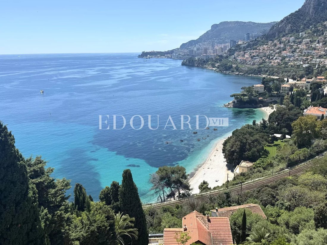 House in Roquebrune-Cap-Martin, Provence-Alpes-Côte d'Azur, France 2 - 12283728