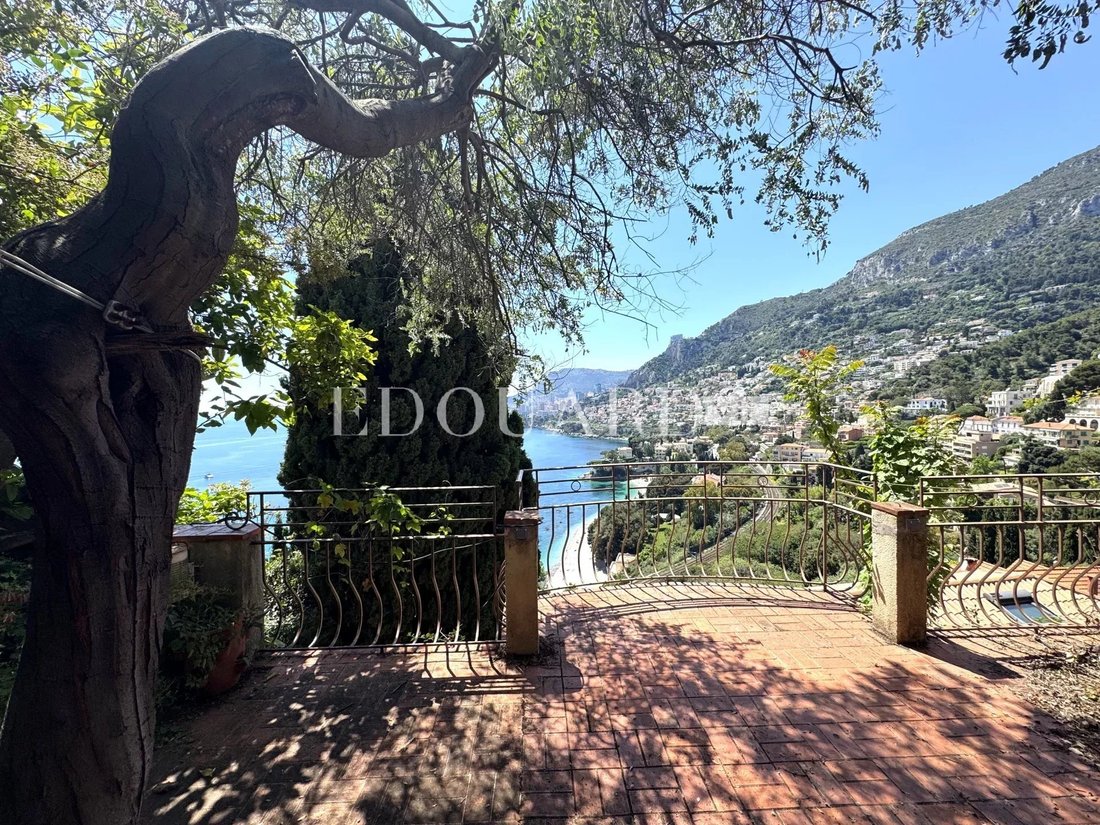 House in Roquebrune-Cap-Martin, Provence-Alpes-Côte d'Azur, France 1 - 12283728