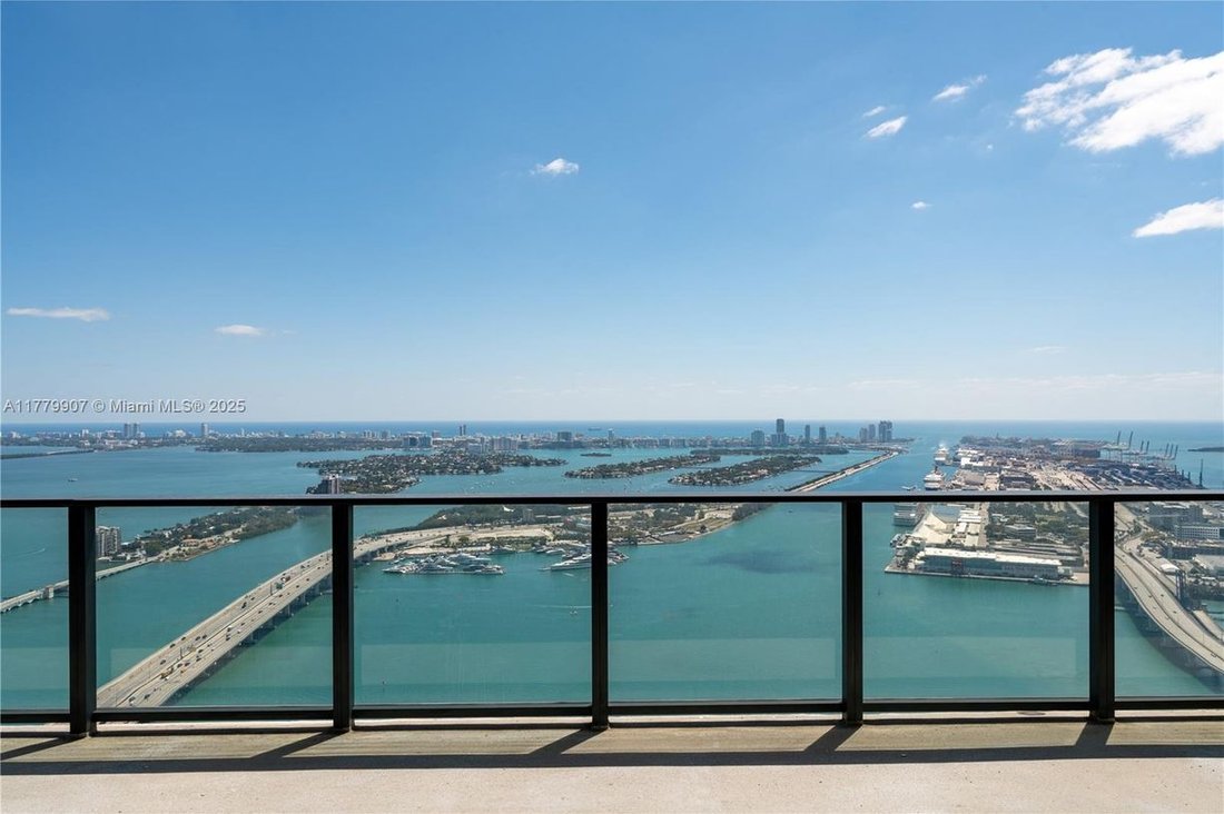 Condo in Miami, Florida, United States 1 - 15551451
