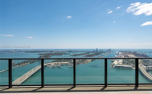 Condo in Miami, Florida, United States 1