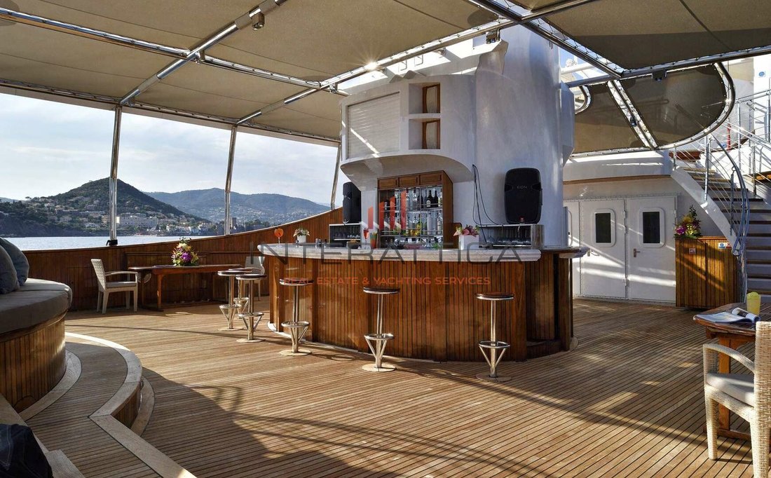 Motor Yacht in Athens, Greece 2 - 15617781