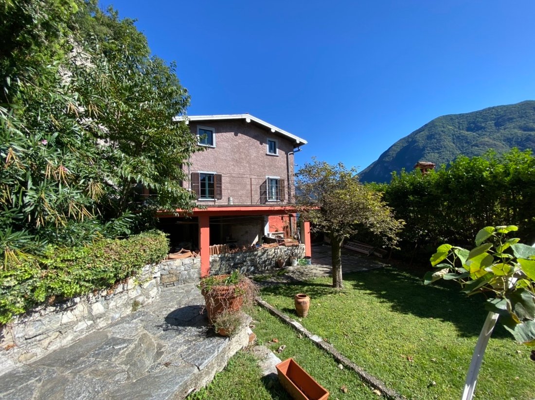 Villa in Valsolda, Lombardy, Italy 5 - 15642631
