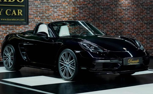 2023 Porsche 718 rwd in Dubai, United Arab Emirates 1