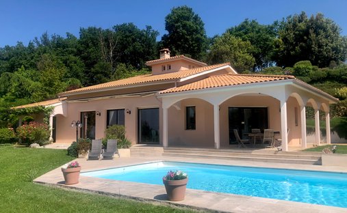 Villa in Saint-Lattier, Auvergne-Rhône-Alpes, France 1