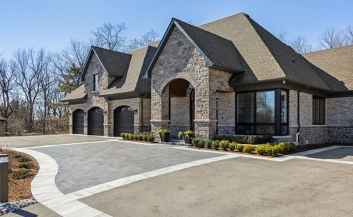 House in Burlington, Ontario, Canada 1