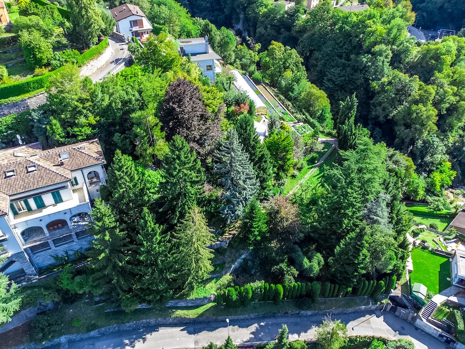 Villa in Mendrisio, Ticino, Switzerland 2 - 15643050