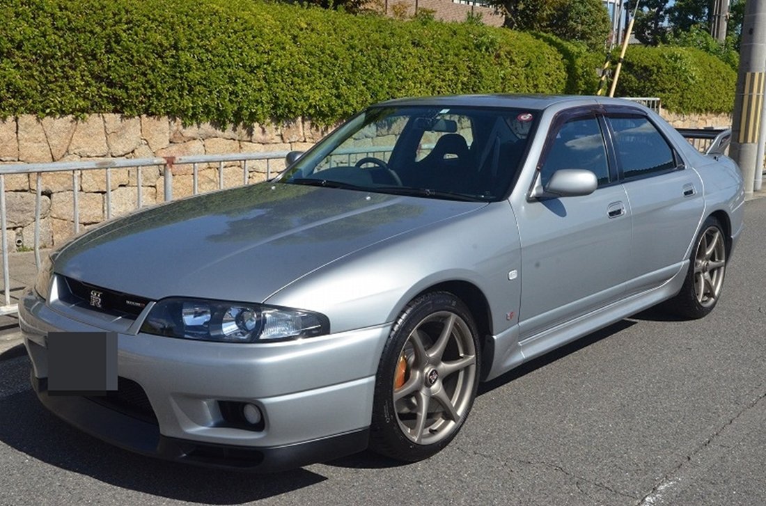 Sedan in Osaka, Osaka, Japan 1 - 15643214