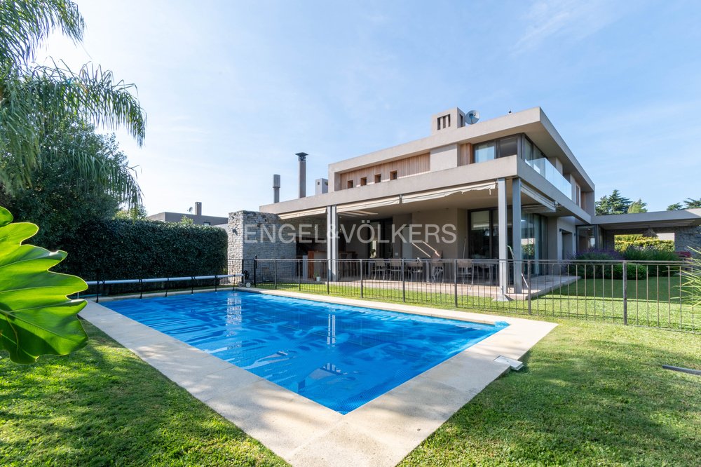 House in Montevideo, Departamento de Montevideo, Uruguay 1 - 15643385