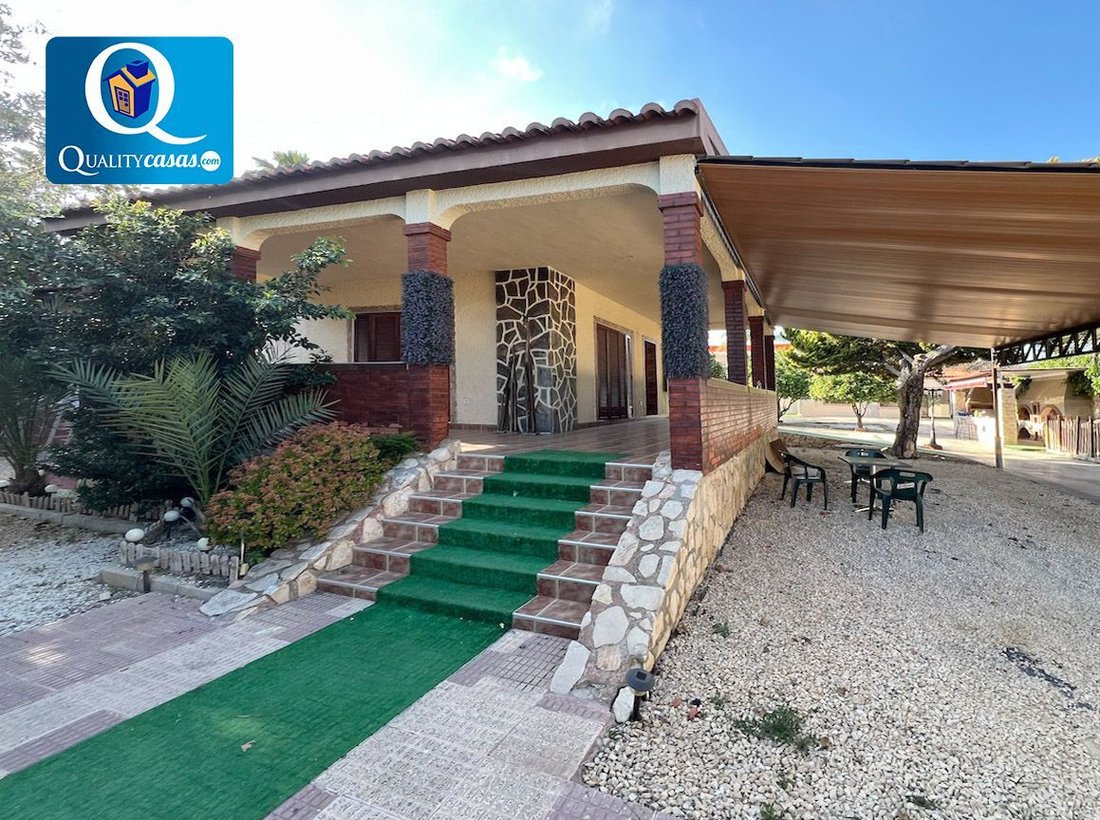 Villa in Alicante, Valencian Community, Spain 1 - 15645167