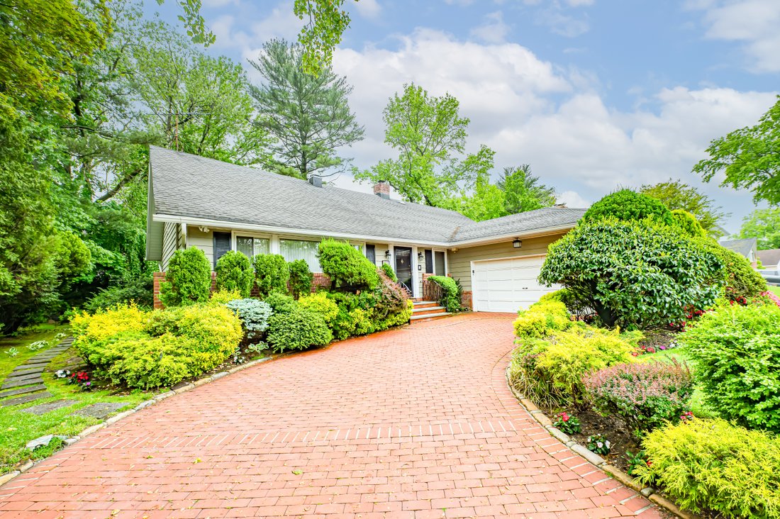 House in Roslyn, New York, United States 1 - 15643913