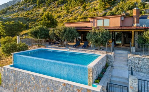 Villa a Grad Omis, Regione spalatino-dalmata, Croazia 1