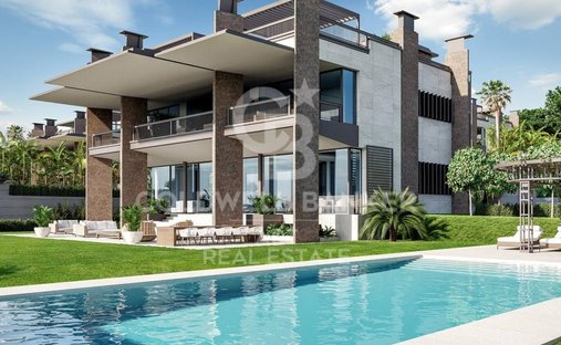 Haus in Nueva Andalucía, Marbella, Spanien 1