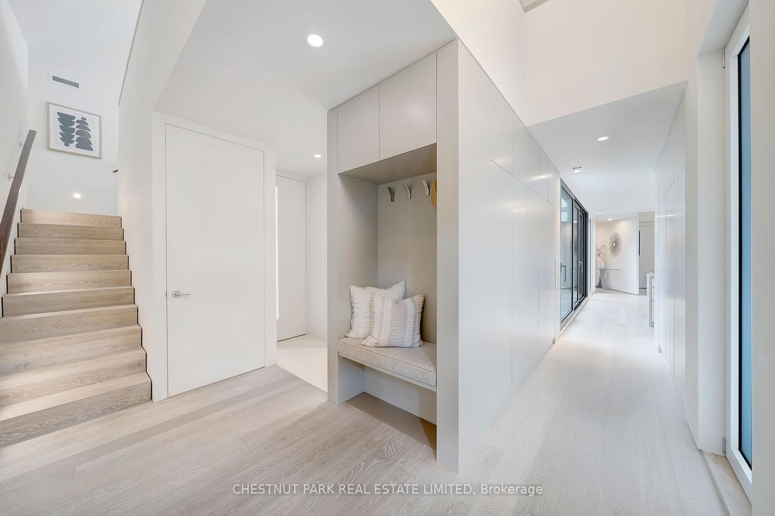 House in Burlington, Ontario, Canada 4 - 15483030