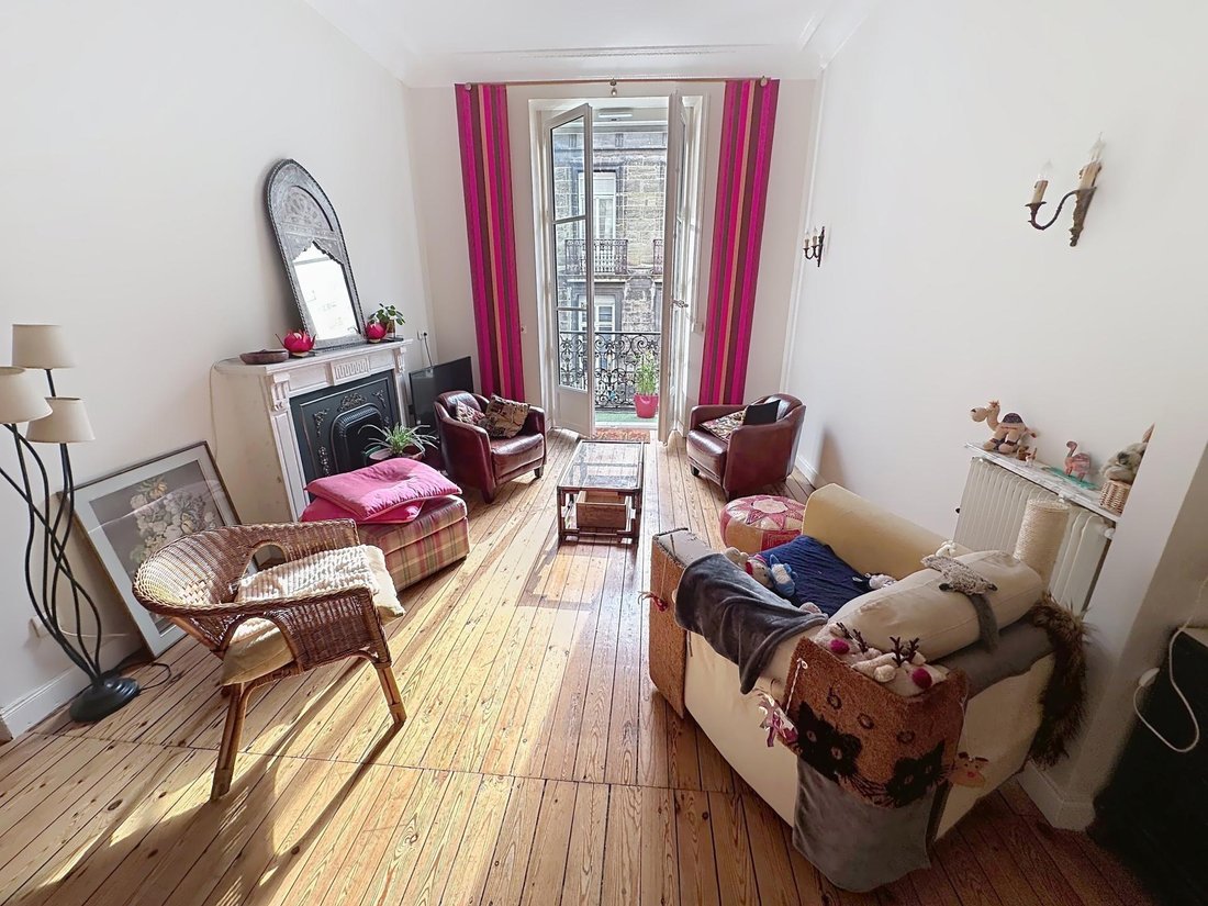 Apartment in Hôtel de Ville-Quinconce-Saint Seurin-Fondaudège, Bordeaux, France 3 - 15643937