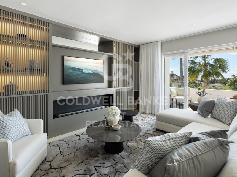 Apartment in Marbella, Andalusia, Spain 2 - 15464025