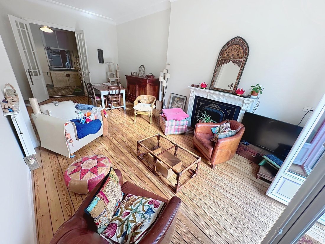 Apartment in Hôtel de Ville-Quinconce-Saint Seurin-Fondaudège, Bordeaux, France 1 - 15643937