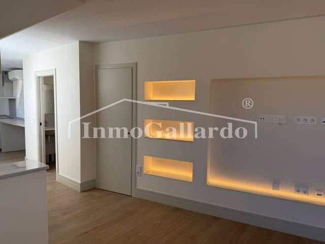 Apartment in La Caleta, Centro, Malaga 4 - 15645012