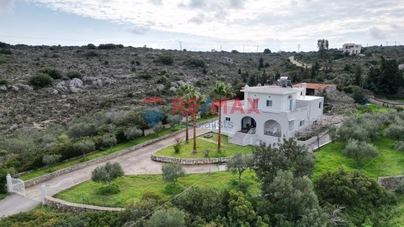 House in Crete, Greece 1 - 15643312