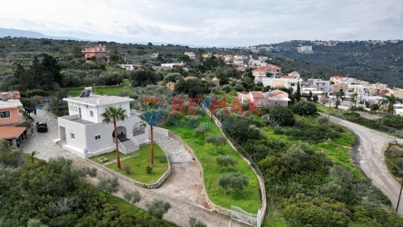 House in Crete, Greece 3 - 15643312