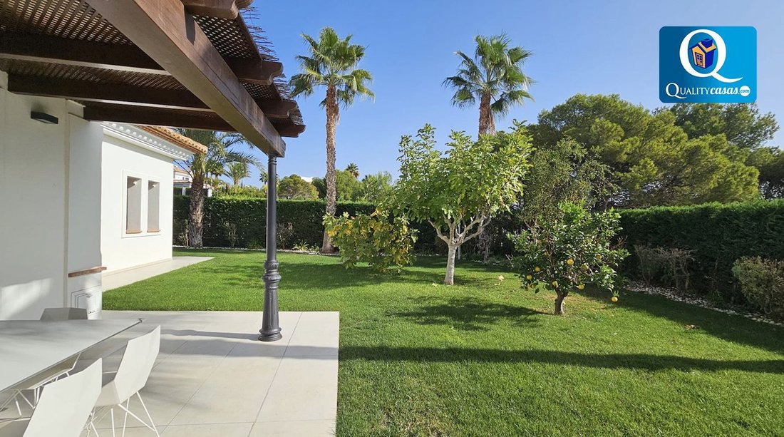 Villa in Finestrat, Valencian Community, Spain 3 - 15645431
