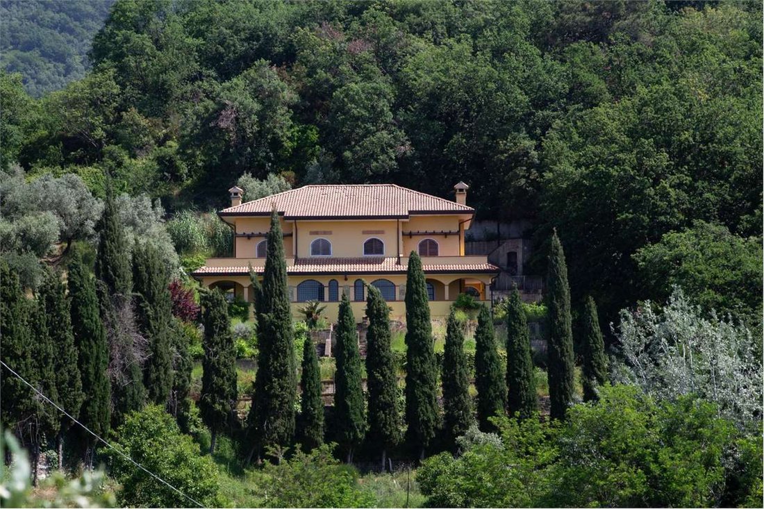 Villa in Fontia-Fossola-Fossone, Marina di Carrara, Tuscany 2 - 15644960